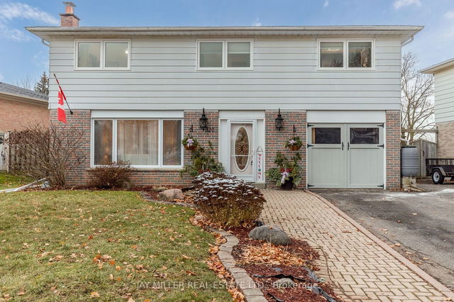 320 Roywood Crescent