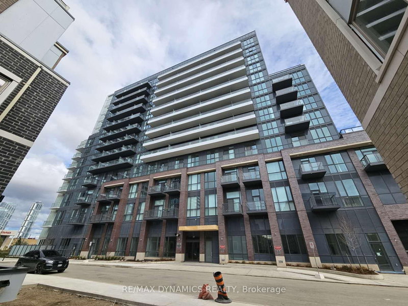 717 - 60 Honeycrisp Cres S, Vaughan, L4K 5Z8 | Image 2