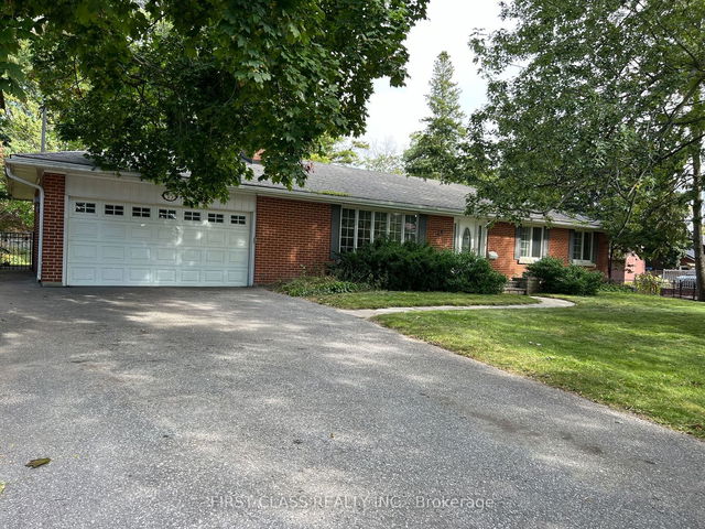 15 Hawkridge Avenue