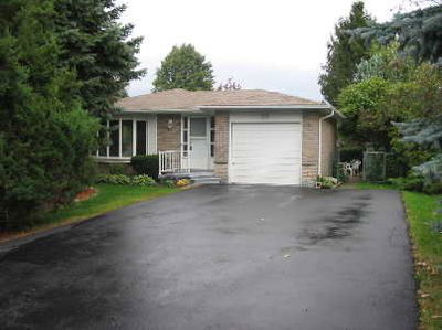 Detached House sold at 85 Devins Drive, Aurora, Aurora Heights, L4G2Z5 - MLS: N770949