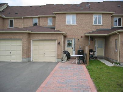 329 Bur Oak Ave, Markham, L6C2V3 | Image 2