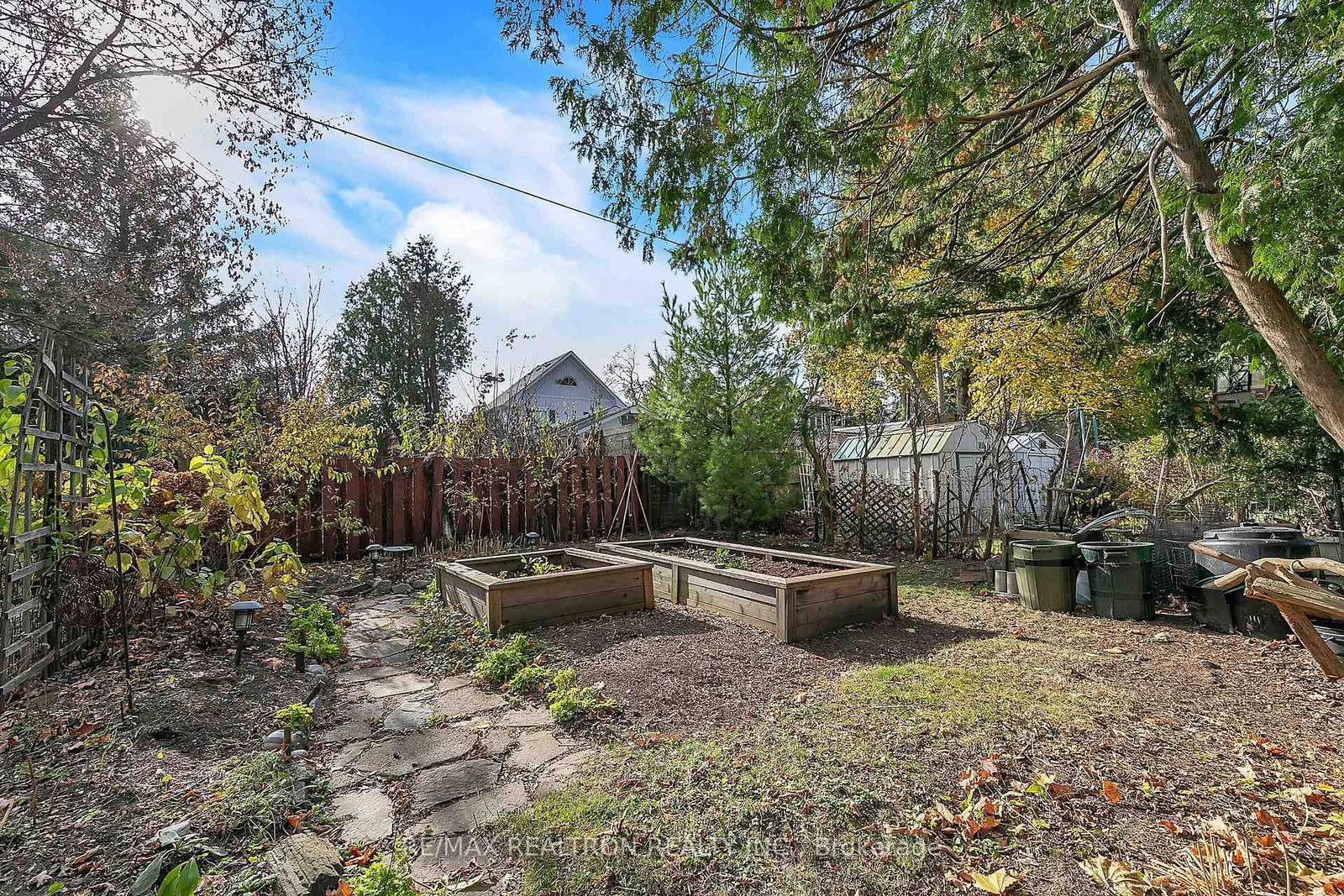 Listing Image 31