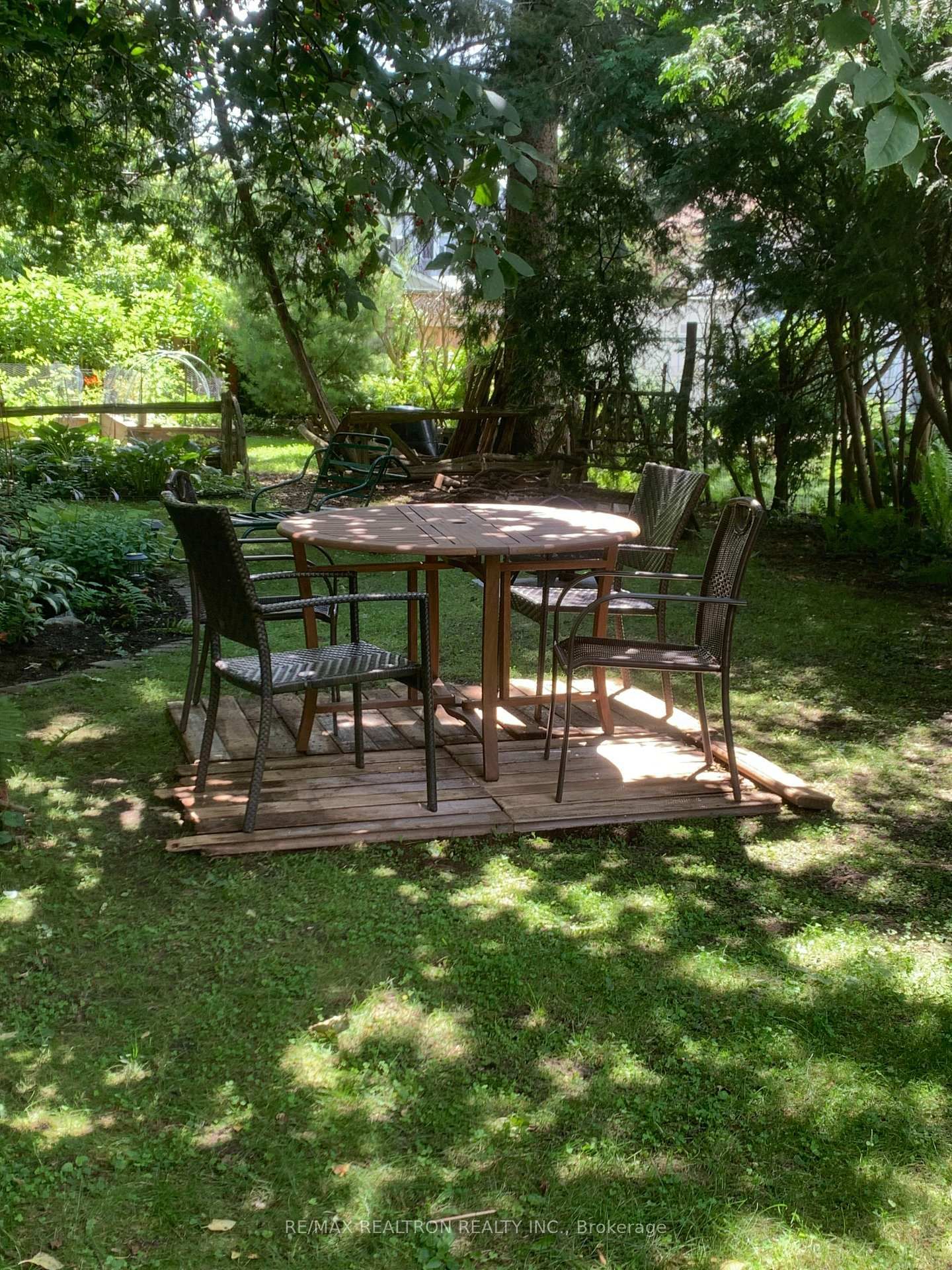 Listing Image 33