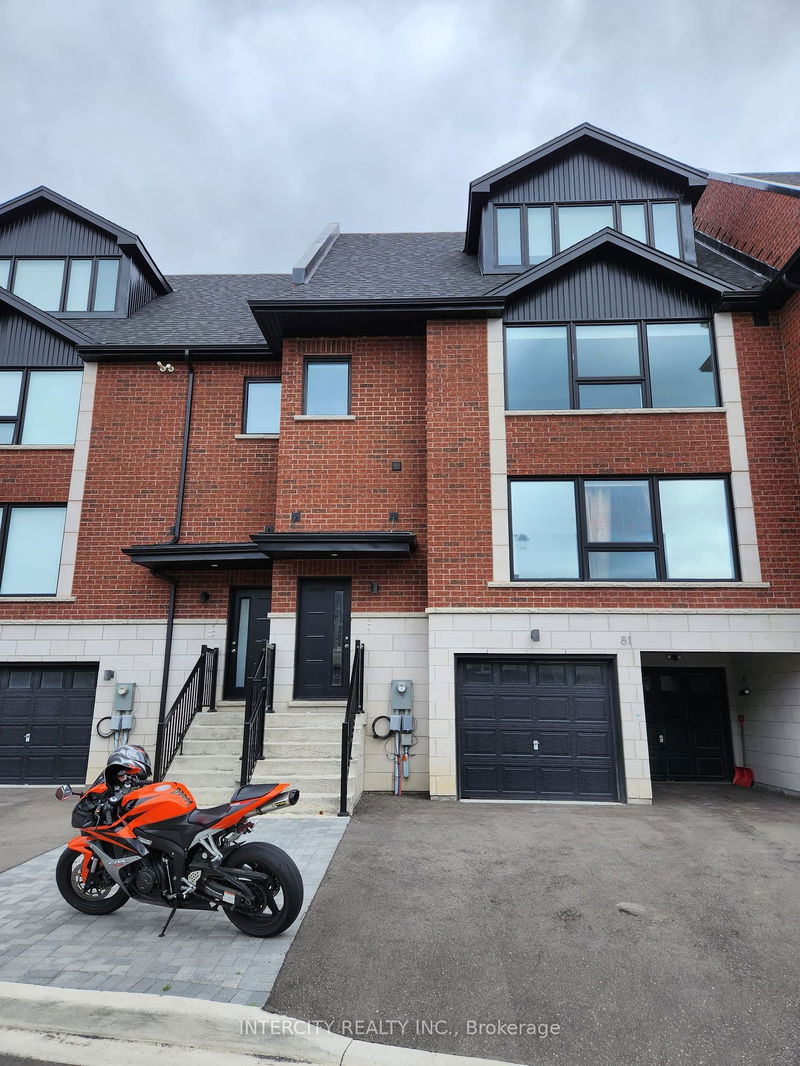 home for lease on Upper-81 Vedette Way