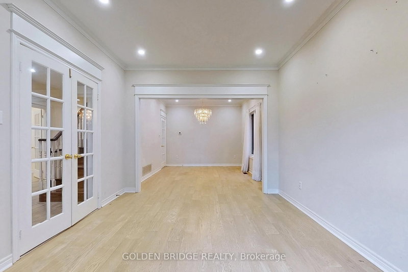 150 Larratt Lane, Richmond Hill, L4C 0E7 | Image 3