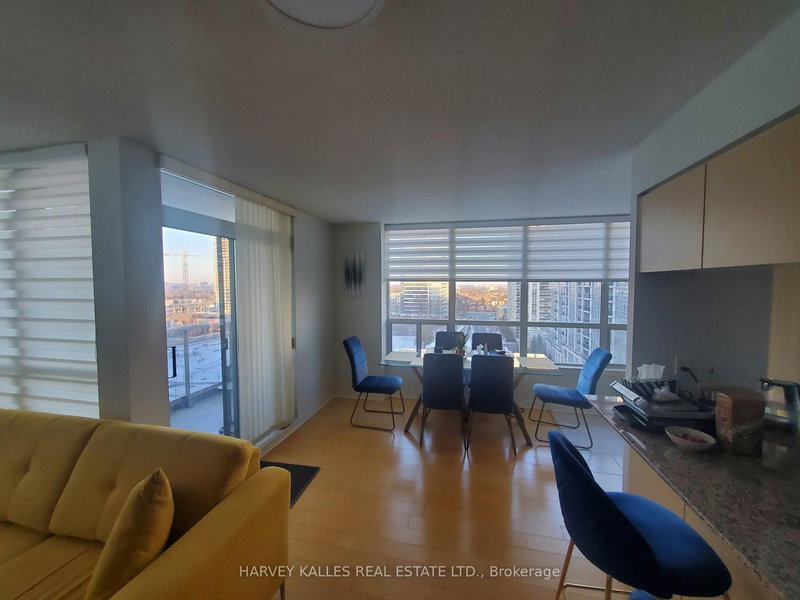 905 - 50 DISERA Dr, Vaughan, L4J 9G1 | Image 3