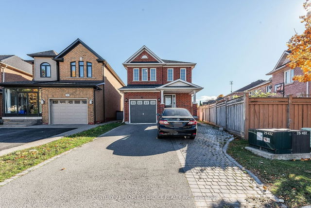 92 Kayla Crescent