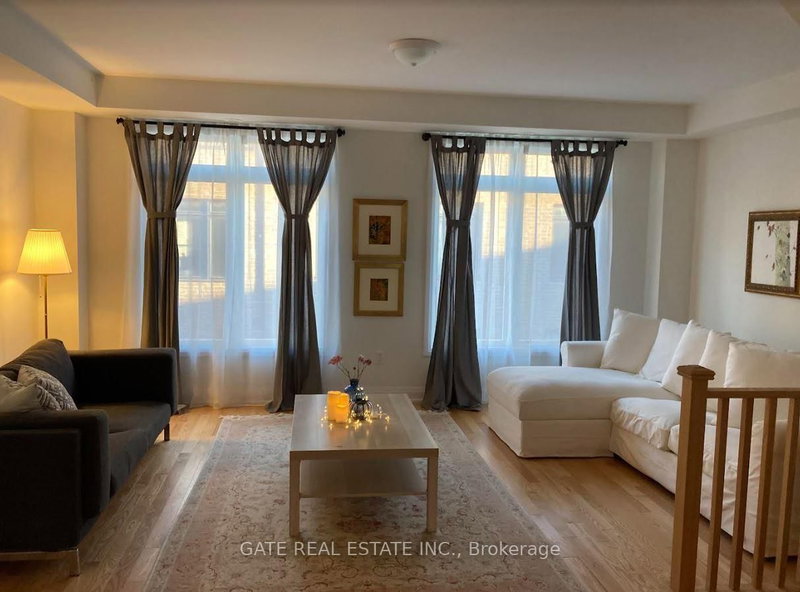 27 MoneyPenny Pl S, Vaughan, L4J 0K9 | Image 2