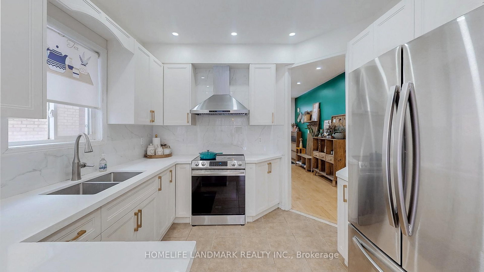 Listing Image 10