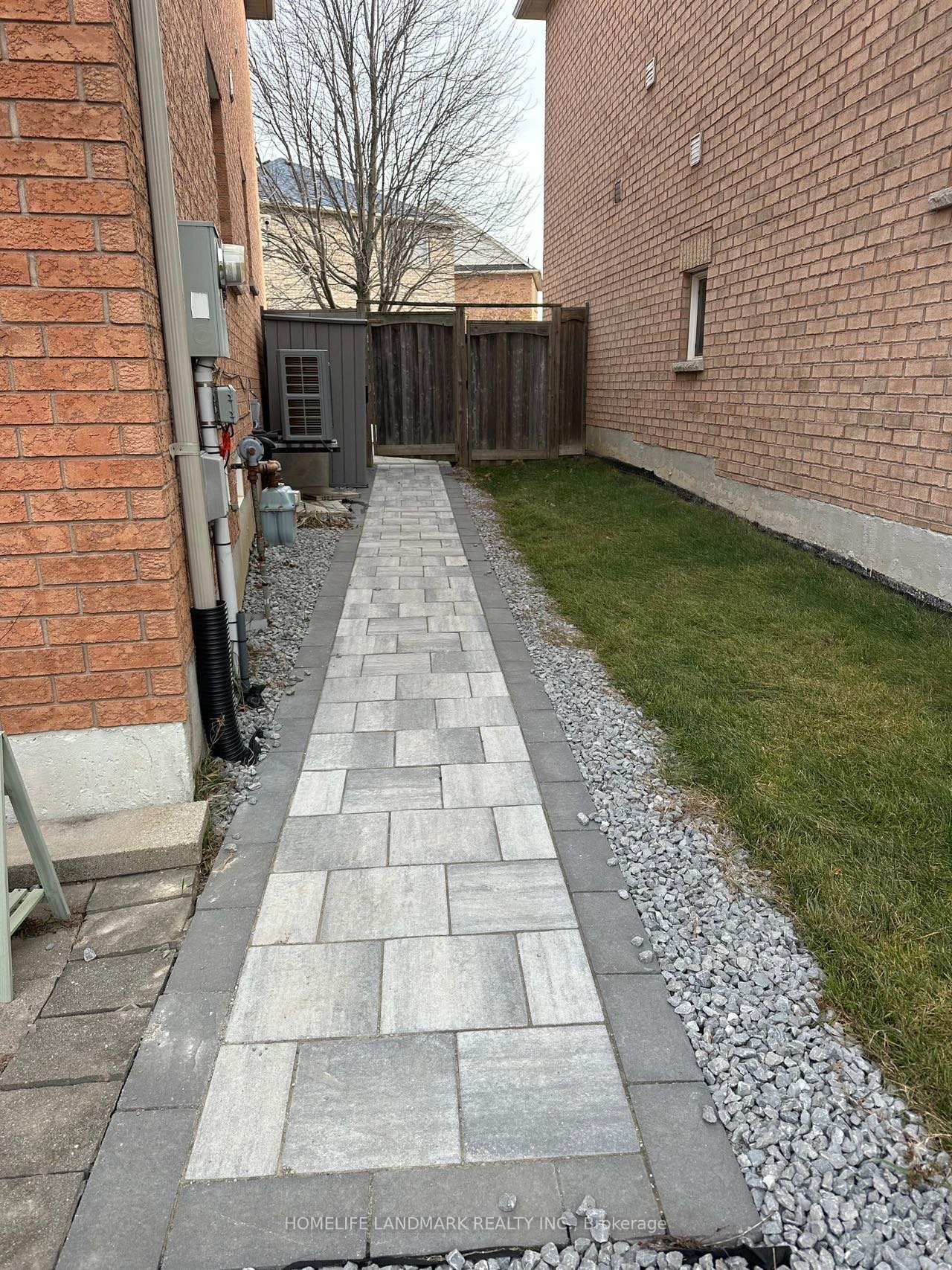 Listing Image 37