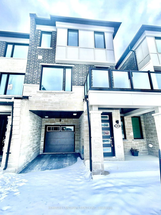 39 Thomas Frisby Crescent