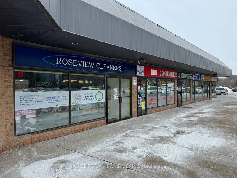 8 - 9625 Yonge St E, Richmond Hill, L4C 5T2 | Image 2