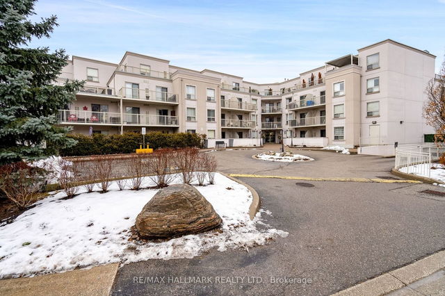 104 - 250 PINE GROVE Road