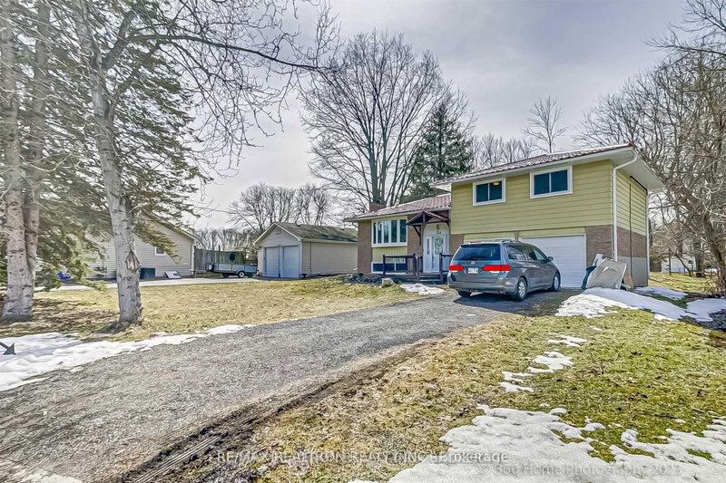 100 River Dr, East Gwillimbury, L9N 1A4 | Image 3