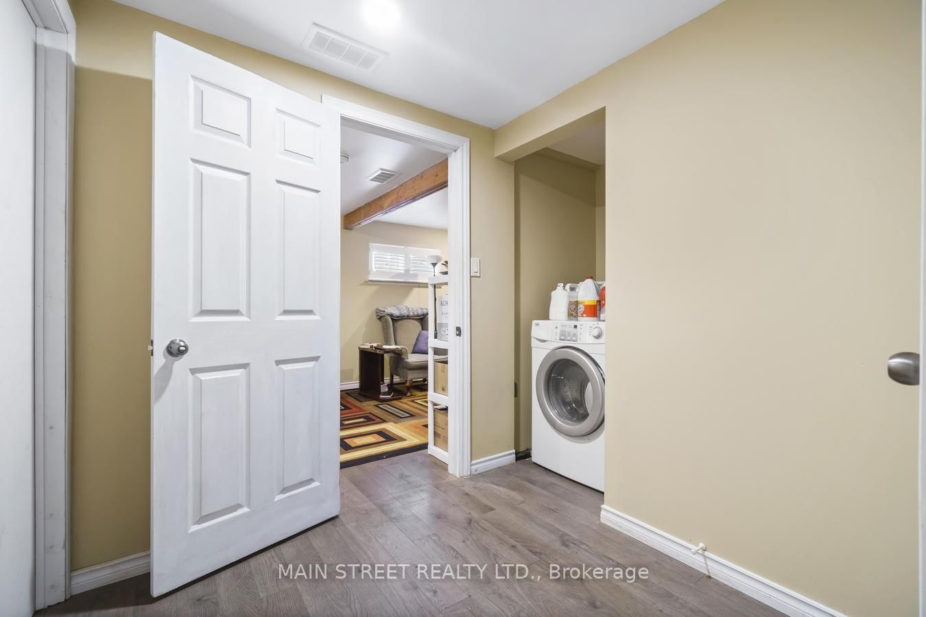 Listing Image 14