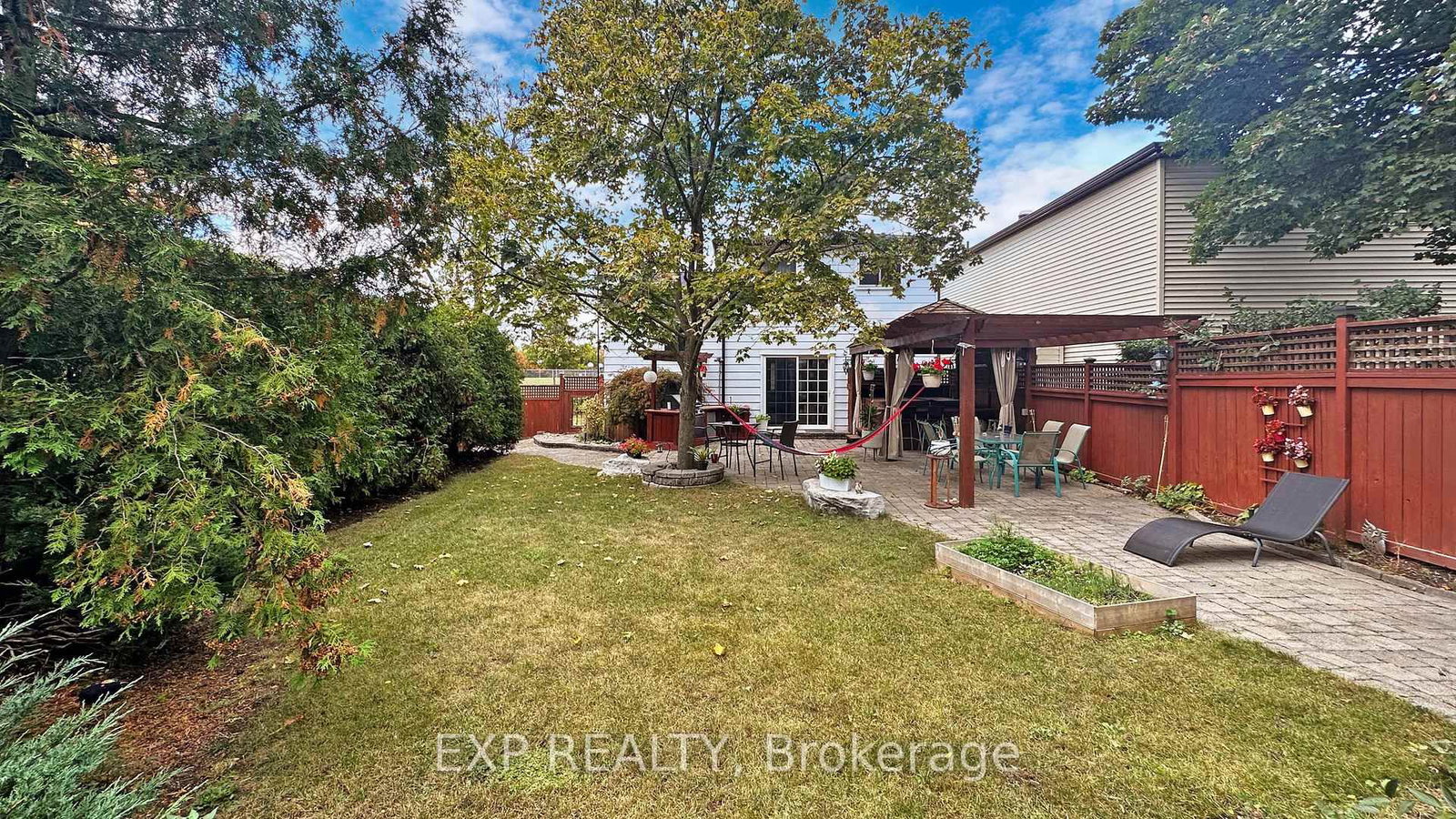 Listing Image 12