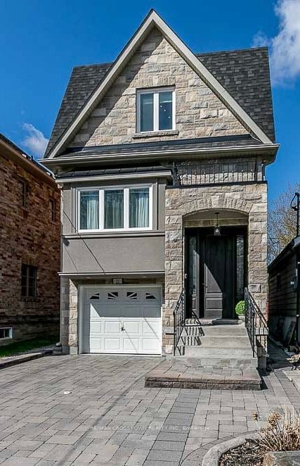 22 Fergus Avenue