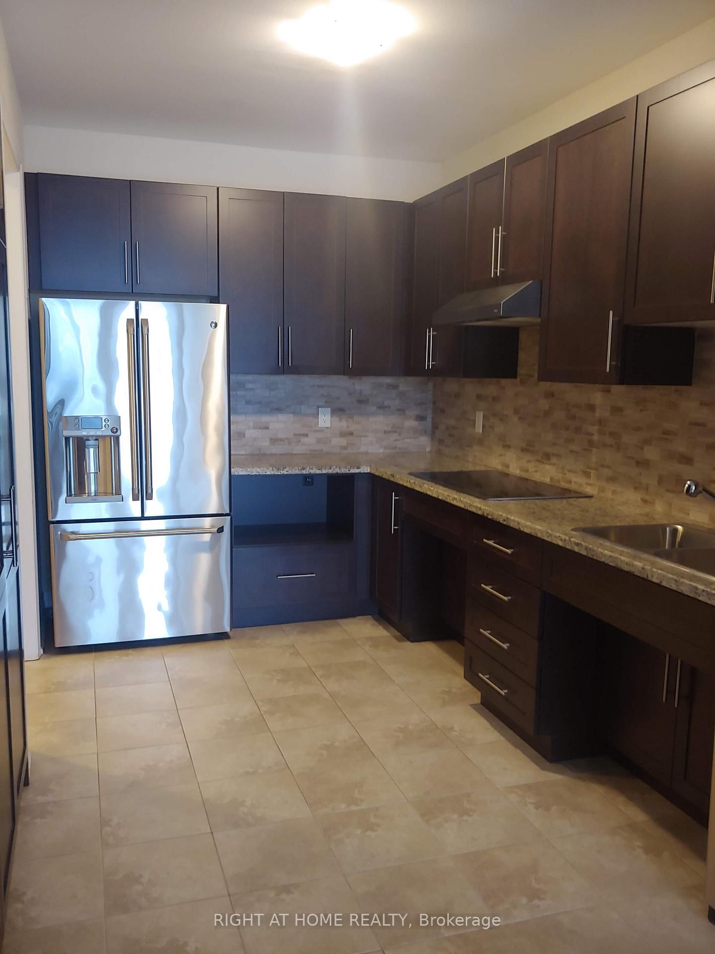 93 Alex Campbell Crescent - Photo 14