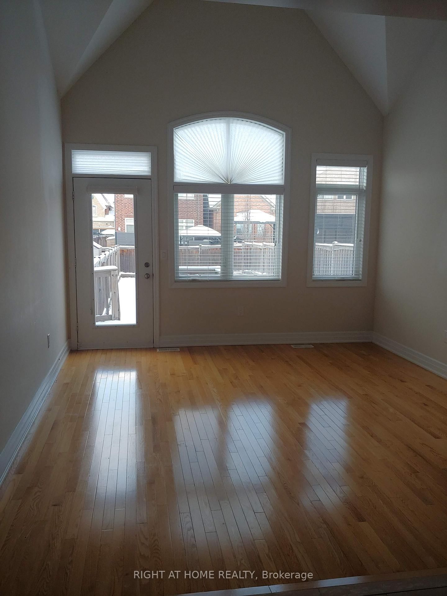 93 Alex Campbell Crescent - Photo 17