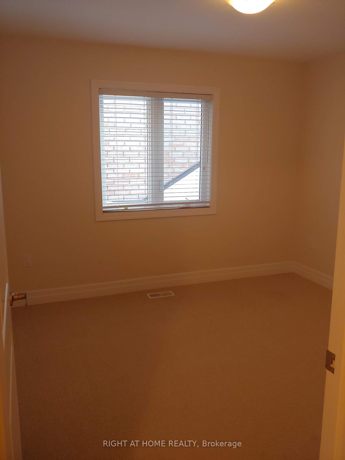 93 Alex Campbell Crescent - Photo 22