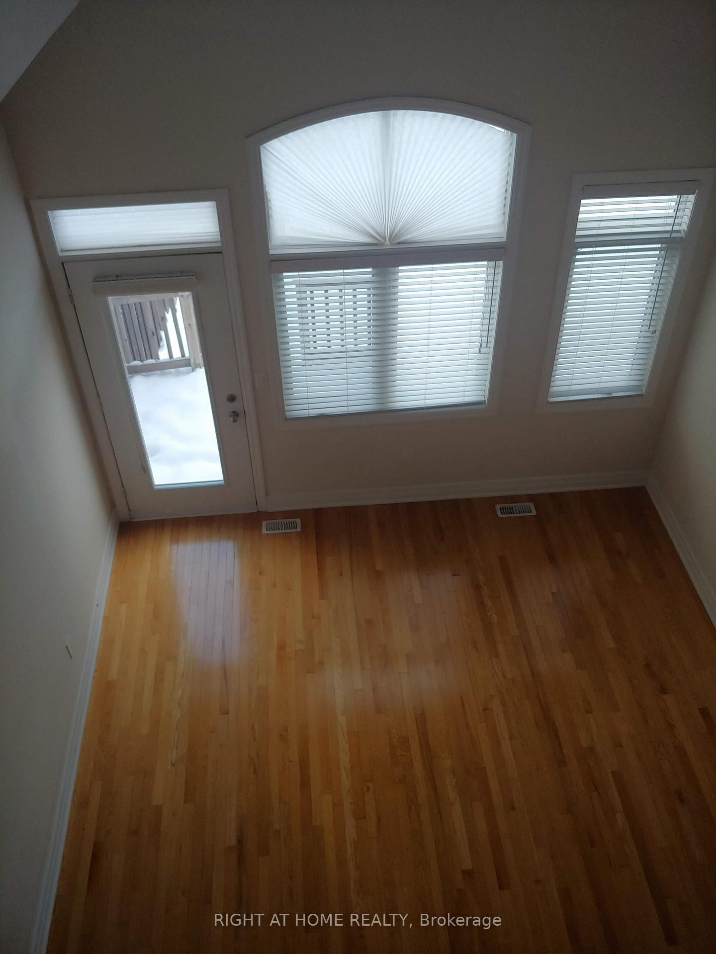 93 Alex Campbell Crescent - Photo 26