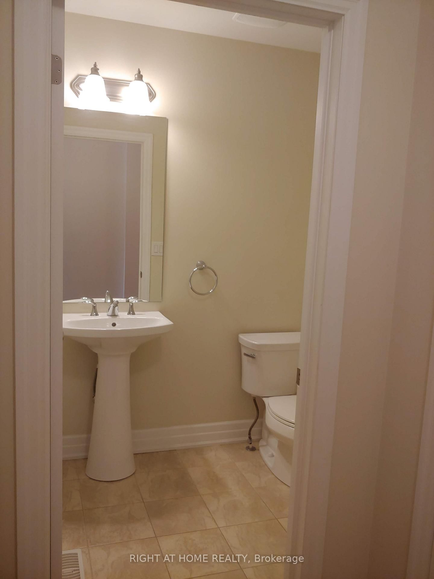 93 Alex Campbell Crescent - Photo 5