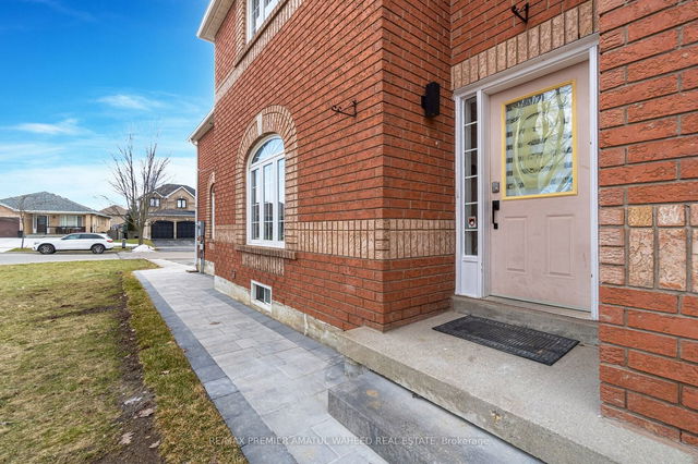 44 Rosanna Crescent