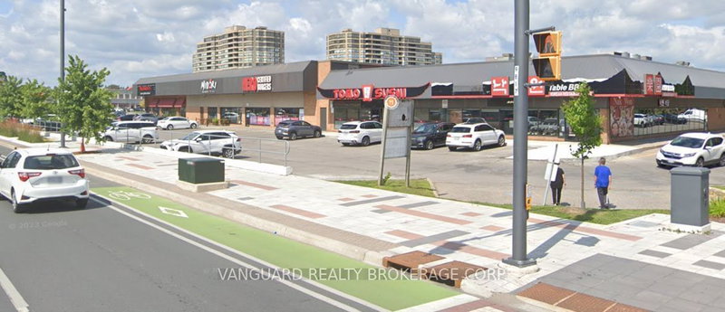 7 - 9625 Yonge St, Richmond Hill, L4C 5T2 | Image 2