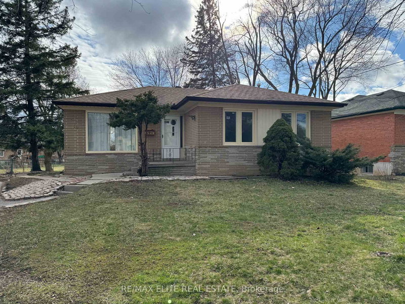 MAIN - 69 ROCKPORT Cres, Richmond Hill, L4C 2L7 | Image 2