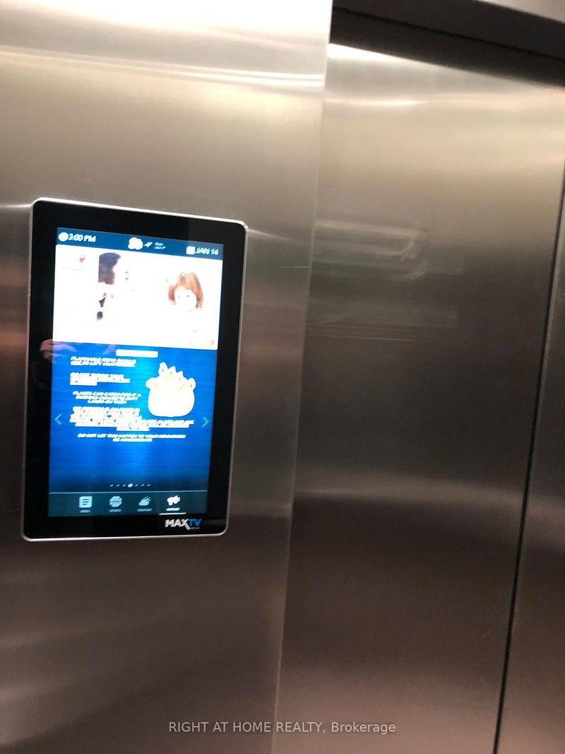 210 - 7191 Yonge St N, Markham, L3T 0C4 | Image 3