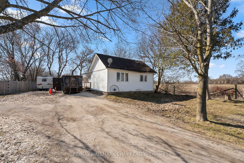 home for sale on 1995 Victoria Street