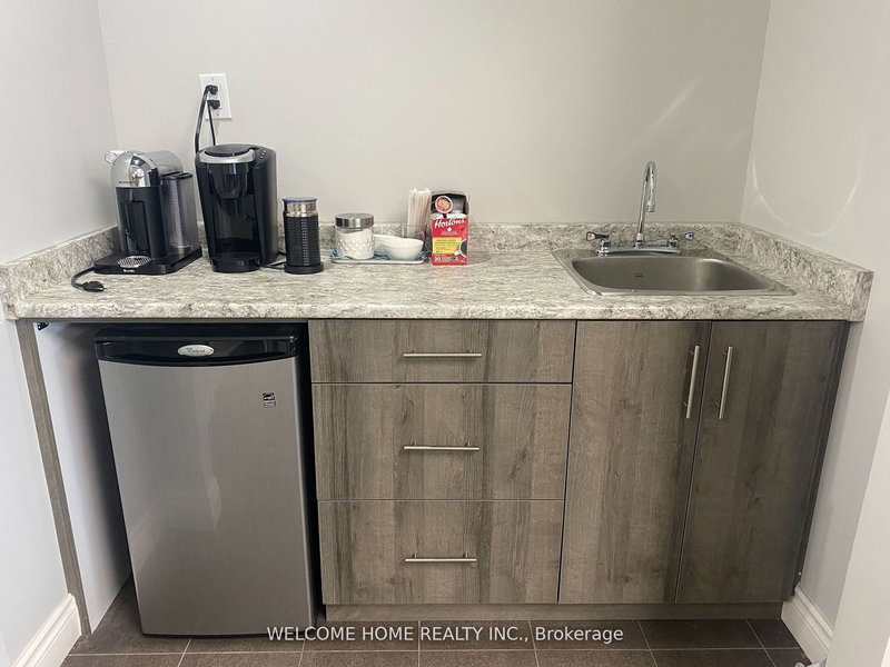 17 - 201 Millway Ave, Vaughan, L4K 5K8 | Image 3