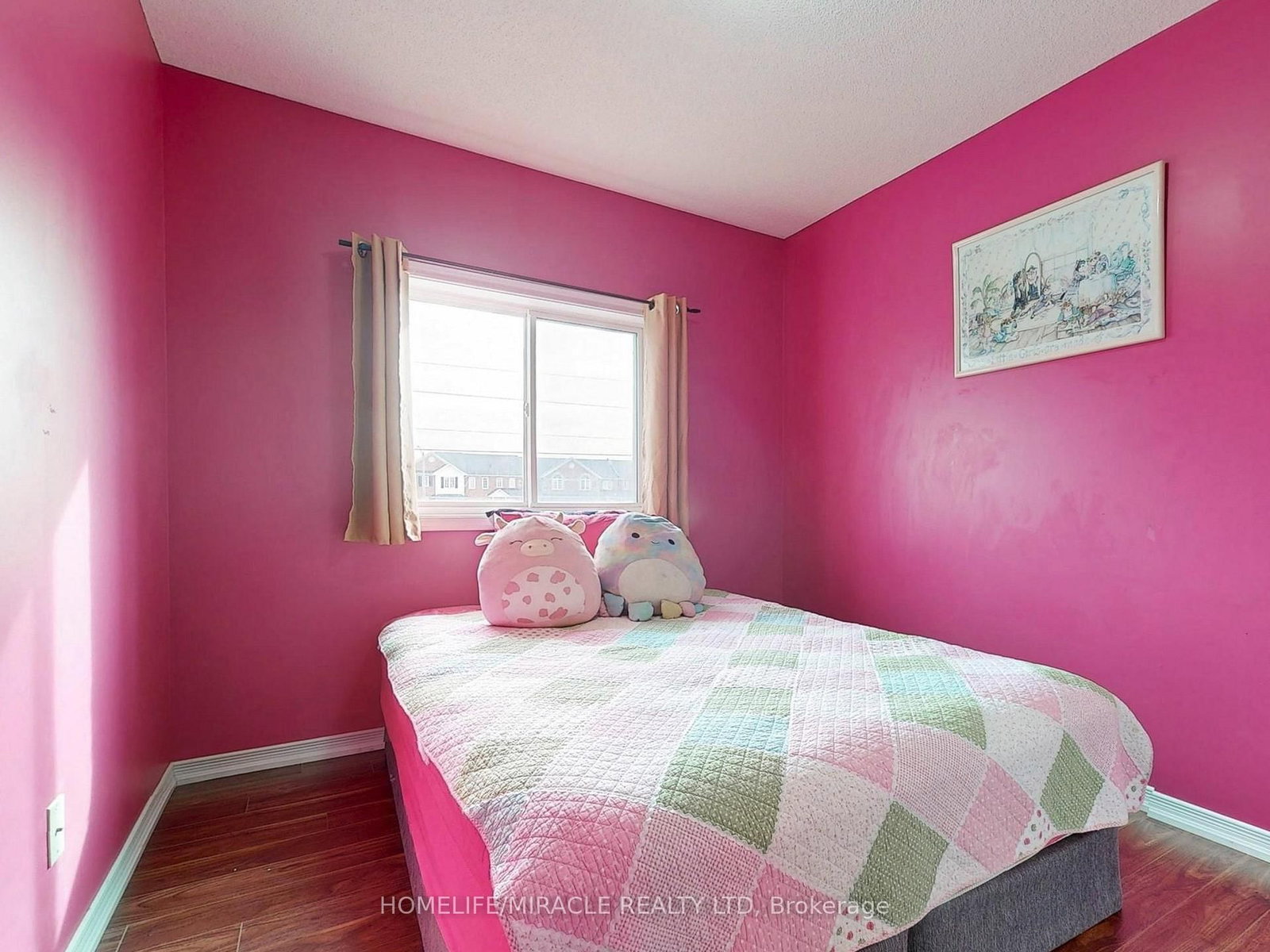 Listing Image 19