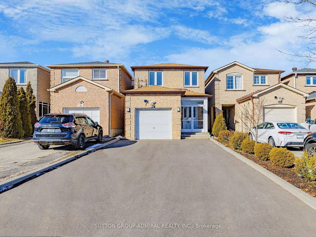 67 Trafford Crescent