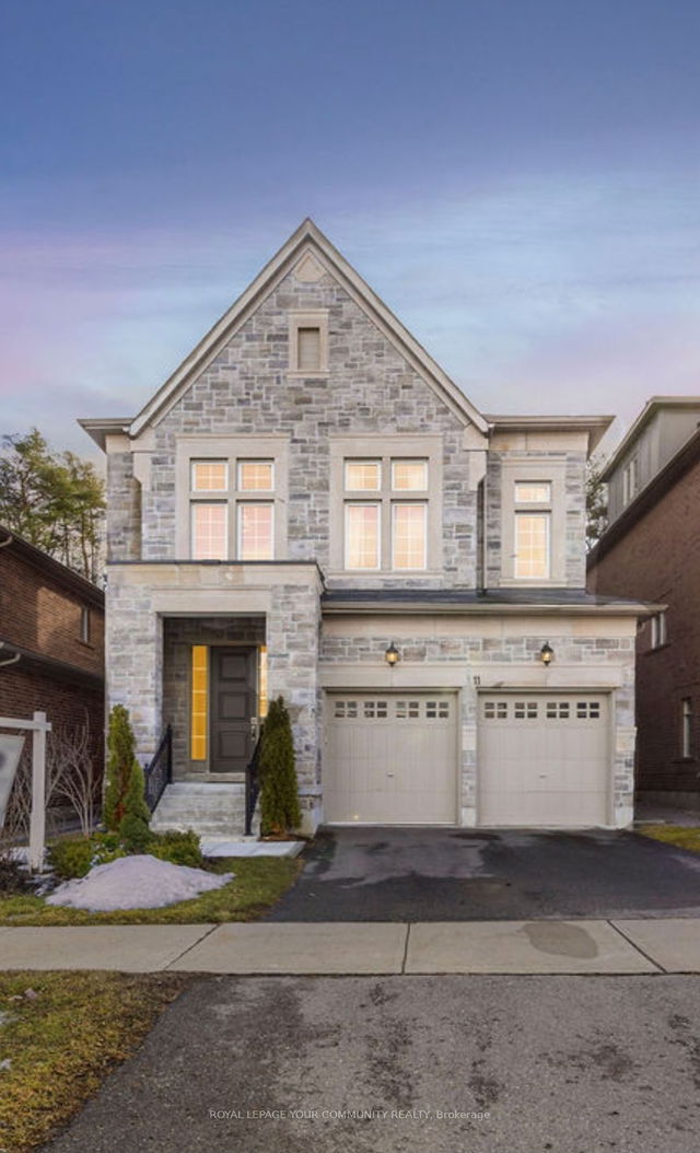 11 Fitzmaurice Drive
