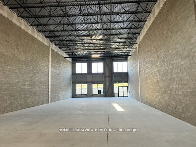 17 - 45 Eric T Smith Way, Aurora, L4G 3Z8 | Image 2