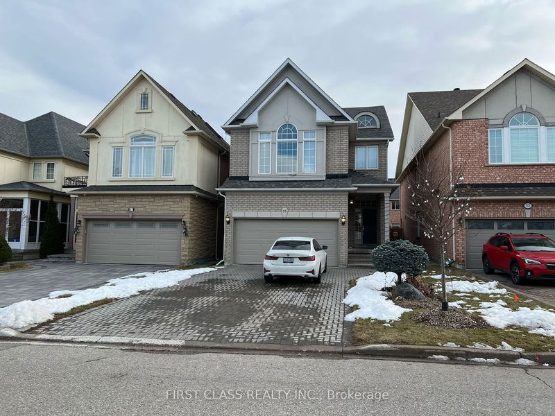 home for lease on 55 Copperstone Crescent