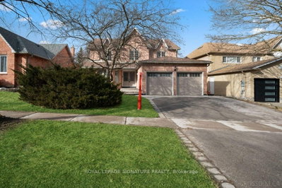 Detached House sold at 148 Tamarac Trail, Aurora, Ontario, L4G 5V3 - Aurora Highlands - MLS: N8069006