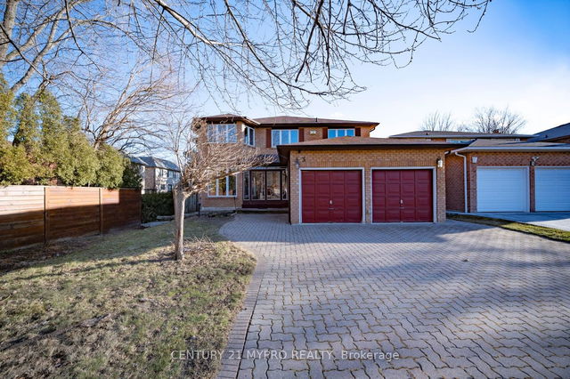 3 Woodhouse Drive
