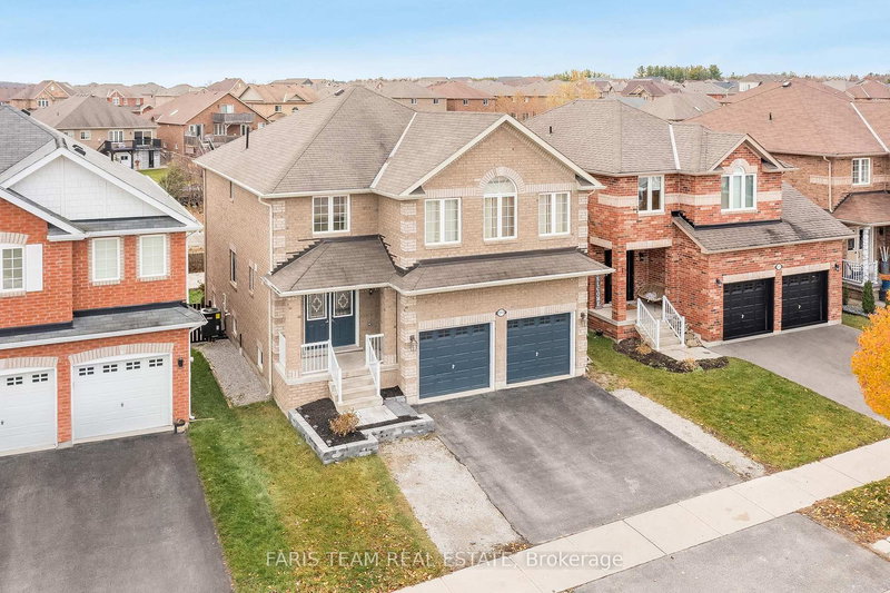 1373 Hunter St, Innisfil, L9S 0H5 | Image 2