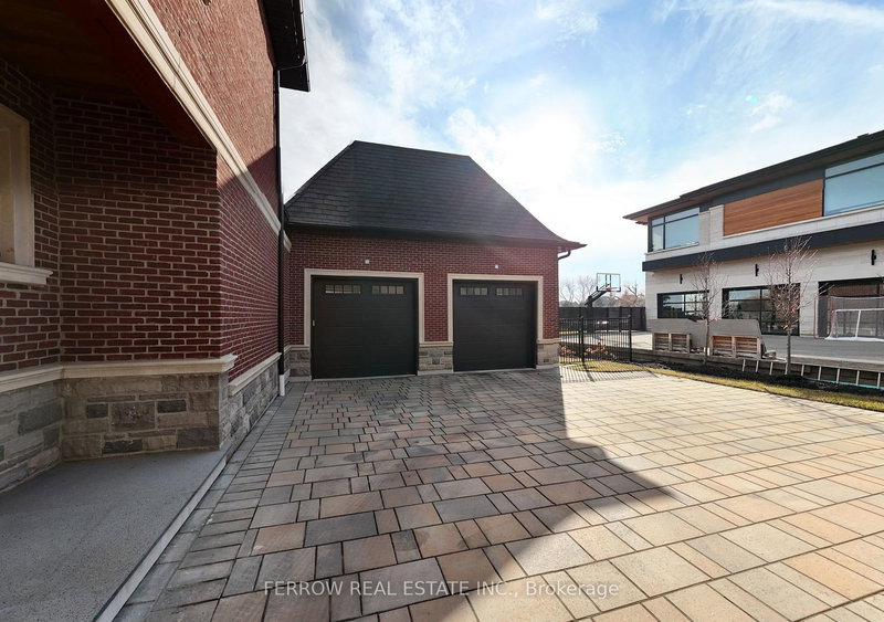 165 Northern Pines Blvd, Vaughan, L4H 4E5 | Image 3