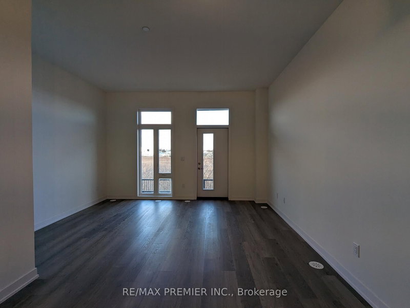 409 - 11 Steckley House Lane, Richmond Hill, L4S 0N1 | Image 2