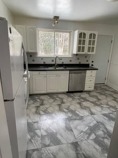 Detached House leased at 6 Valleycrest Avenue, Markham, Ontario, L3P 1H7 - Bullock - MLS: N8076268