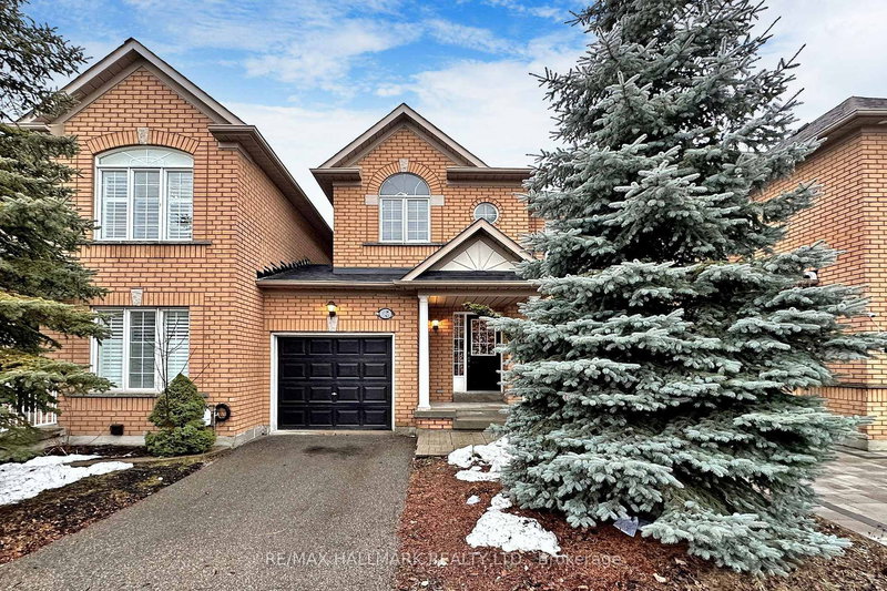 55 Walkview Cres, Richmond Hill, L4E 4H6 | Image 2