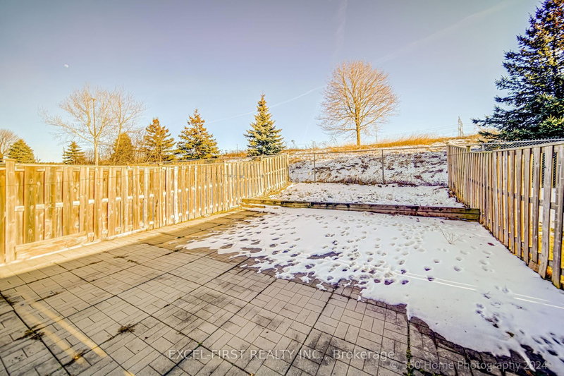 727 Caboto Tr, Markham, L3R 5W4 | Image 2