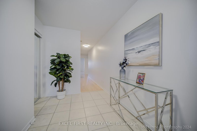 727 Caboto Tr, Markham, L3R 5W4 | Image 3
