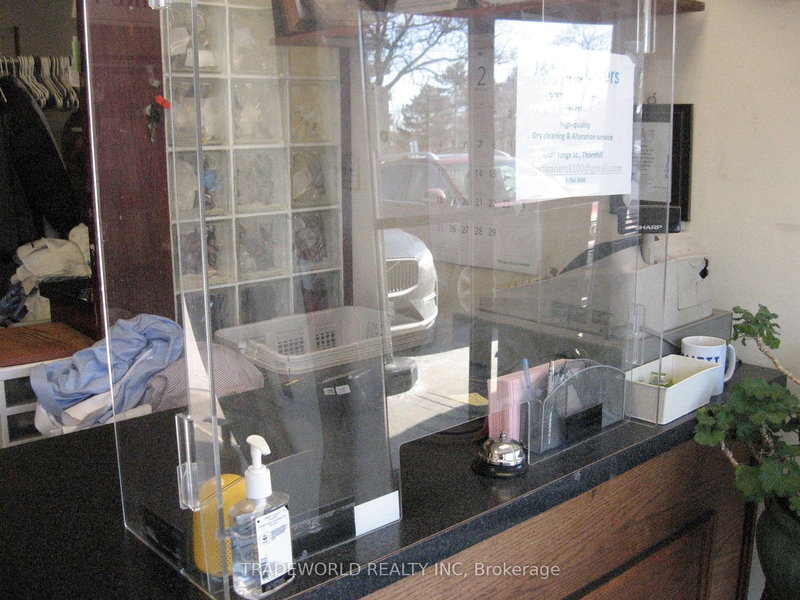 2B - 8100 Yonge St, Vaughan, L4J 6W6 | Image 2