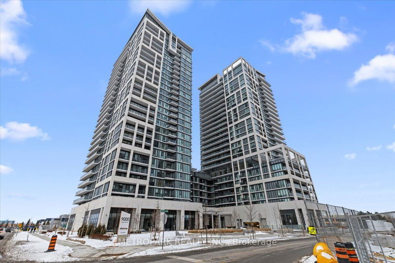 home for lease on 1611-9000 Jane Street