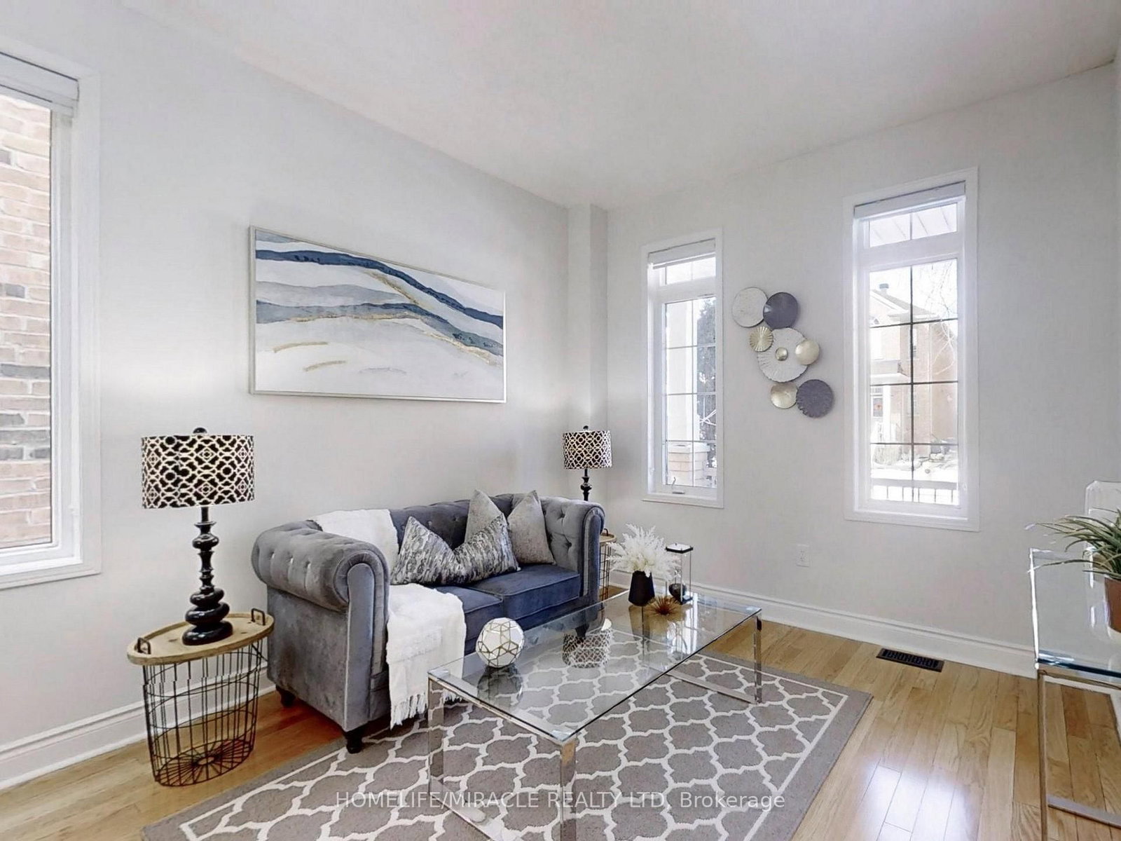 Listing Image 2
