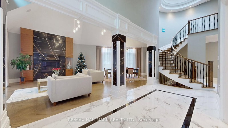 12 Miner Circ, Markham, L3R 1Y1 | Image 3